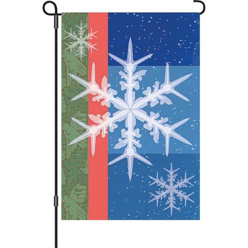 56165_Snowflakes-garden-size-winter-flag-12-x-18