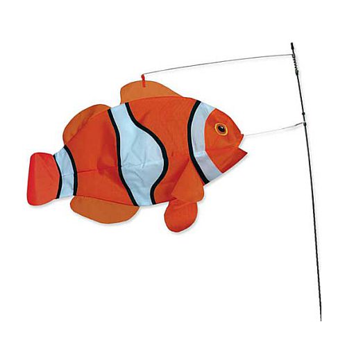 26502_Clown-Fish-Swimming-Fish