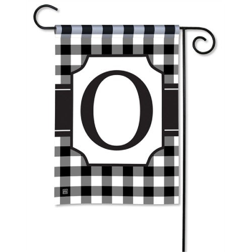 31791O_Black-and-White-Check-monogram-O-garden-flag-12-x-18_18884bfa-c5be-469d-bdbc-47deaa7f0094