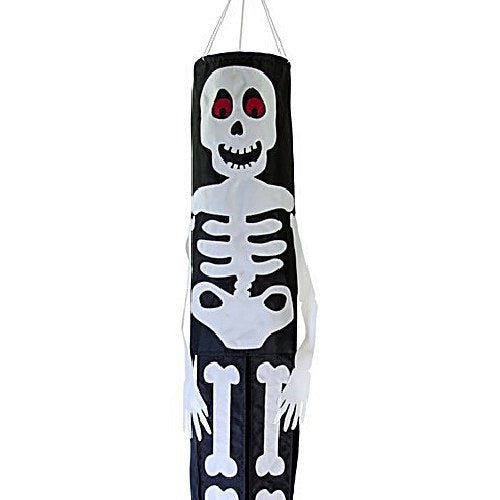 5021_Lil_-Bones-Skeleton-3D-windsock-40inch-detail