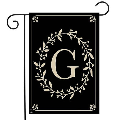 G00840G_Classic-Monogram-G-garden-size-monogram-flag-12-x-18