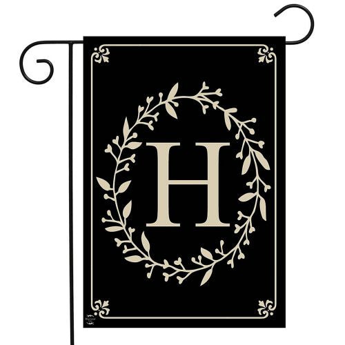 G00840H_Classic-Monogram-H-garden-size-monogram-flag-12-x-18